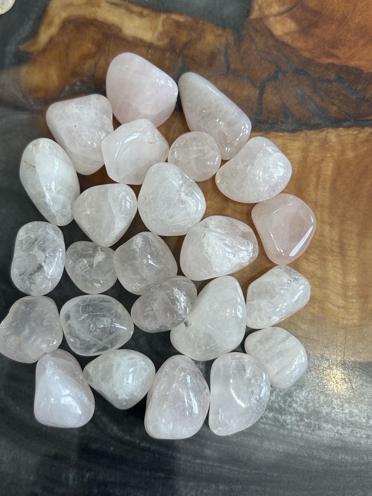 Rose quartz tumbled stone