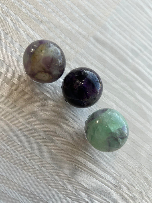 FLUORITE SPHERE