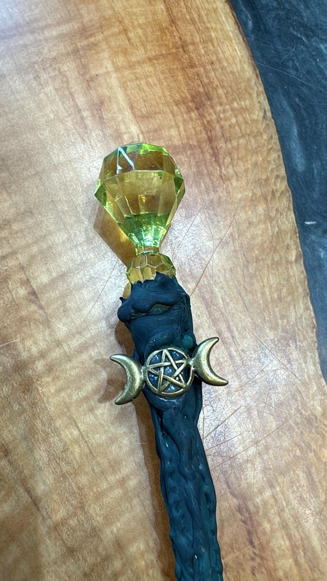 Black & Green Wand